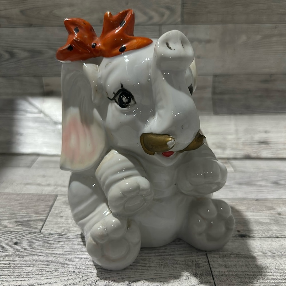 Vintage elephant ceramic piggy bank